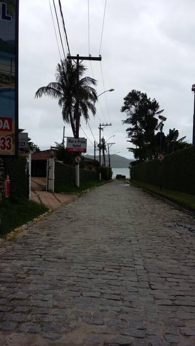 Simples E Aconchegante, Proximo A 3 Praias!