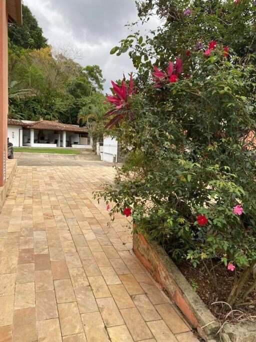 Apartamento Simples E Aconchegante, Proximo A 3 Praias! *